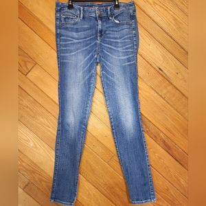 A.n.a light blue wash size 30 jegging style skinny jeans